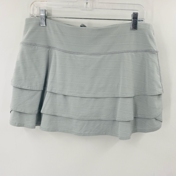 Athleta Dresses & Skirts - Athleta Women's Tiered Athletic Mini Skirt Gray White Size Large
